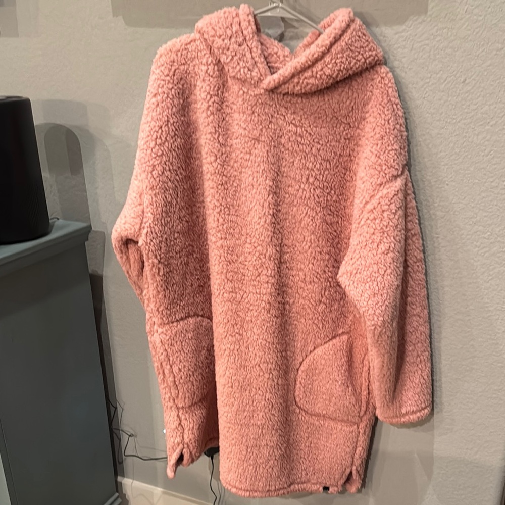 PINK Victoria's Secret Cozy Pink Sherpa Hoodie